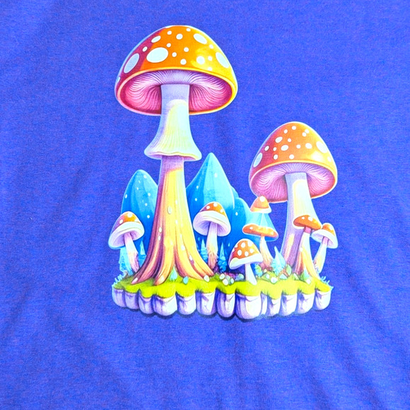 Purple - Mushroom - Graphic Tee Shirt - Size M - Picture 4 of 7